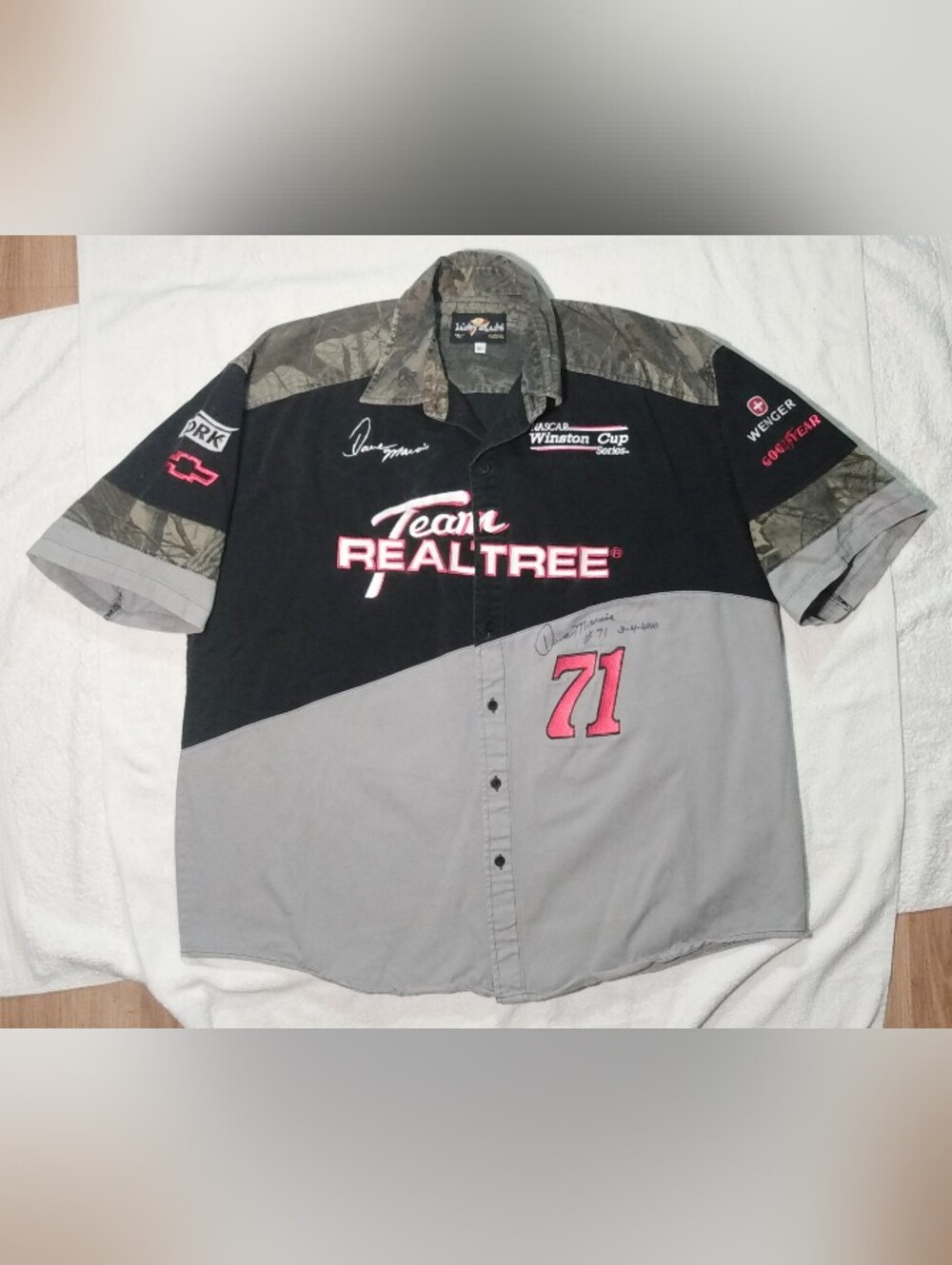 REALTREE NASCAR Winston Cup Driving SIGNED Camo Button Shirt - XL/XXL